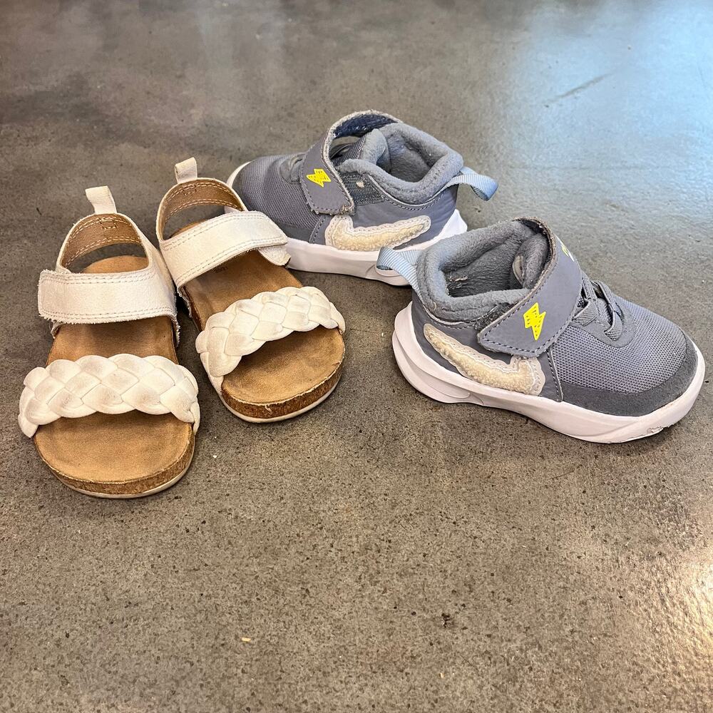 Nike Gray sneaker shoes H&M White sandals bundle toddler girls size 5 baby